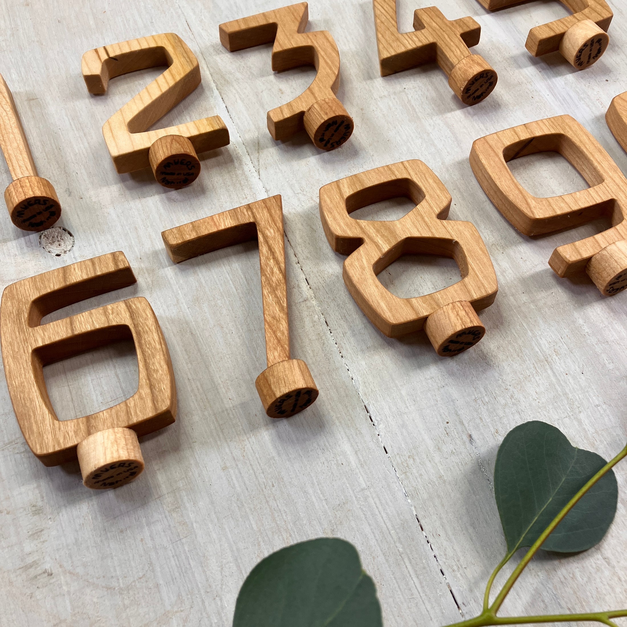 Natural Celebration Birthday Ring Numbers